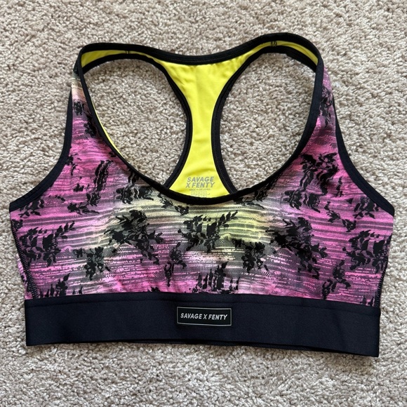 NWOT Savage X Fenty Pink and Black Colorful Pattern Sports Bra Size Large - Picture 3 of 9